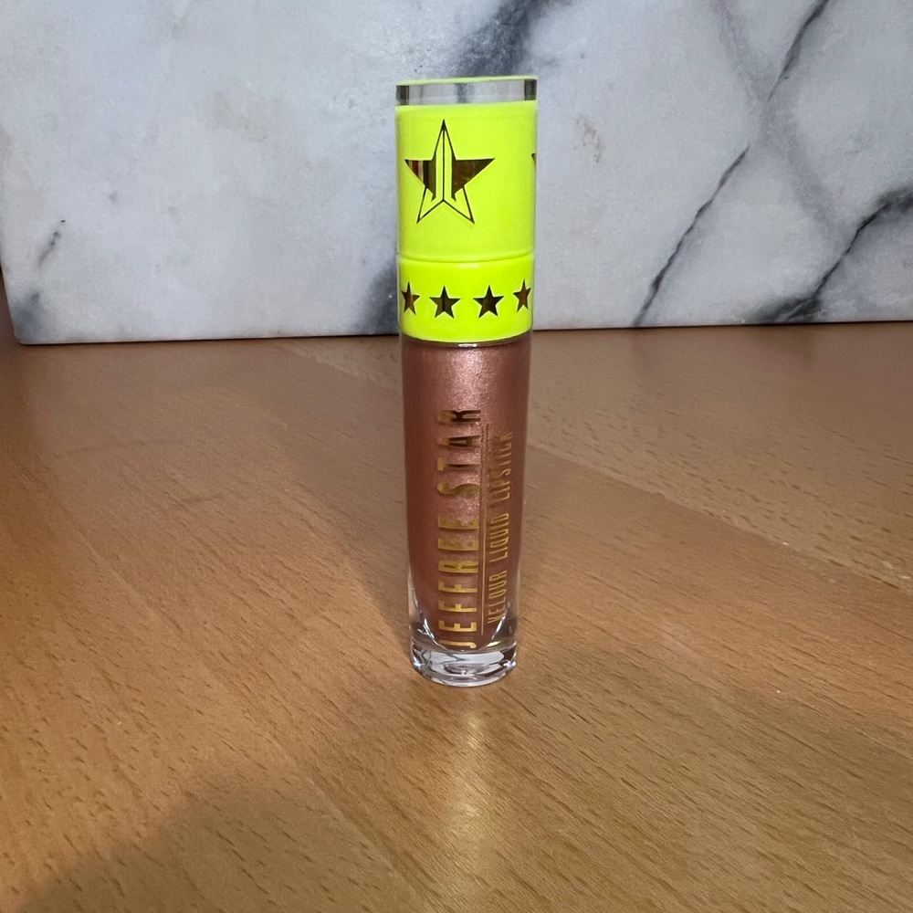 Jeffree Star Liquid Lipstick in the shade Bronze Blood.